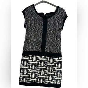 Ann Taylor dress. Regular size 0. Gently worn. Excellent condition.